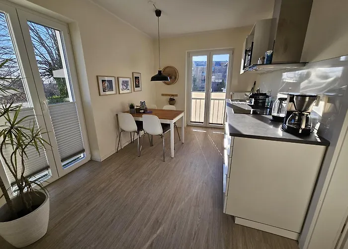 Апартаменты Kuestenglueck 2 Stylisches Mit Meerblick - 200m Zum & Baecker *